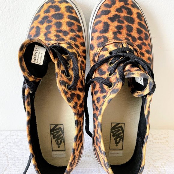 Kids Lace Up VANS | Cheetah Print Shoes | Leopard Print Sneakers | Skate Shoes 3 - Picture 7 of 7